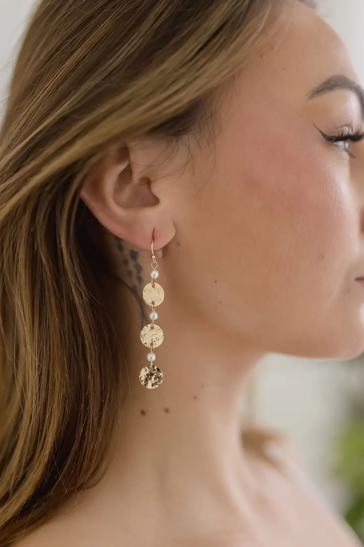 Kenna Pearl Round Hammered Drop Earrings Gold