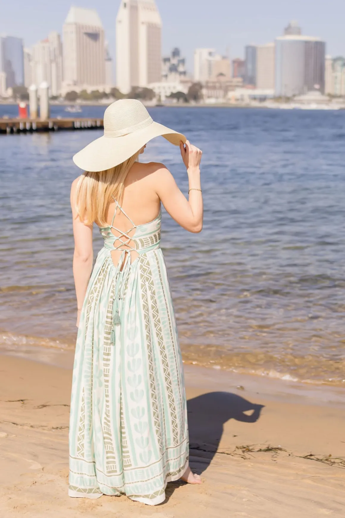 Kili Sleeveless Back Tie Abstract Print Maxi Dress Green
