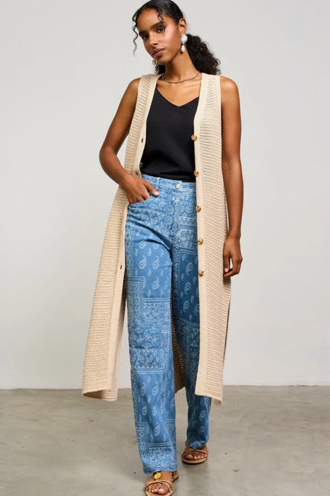 Mae Sleeveless Knit Button Down Long Cardigan Taupe