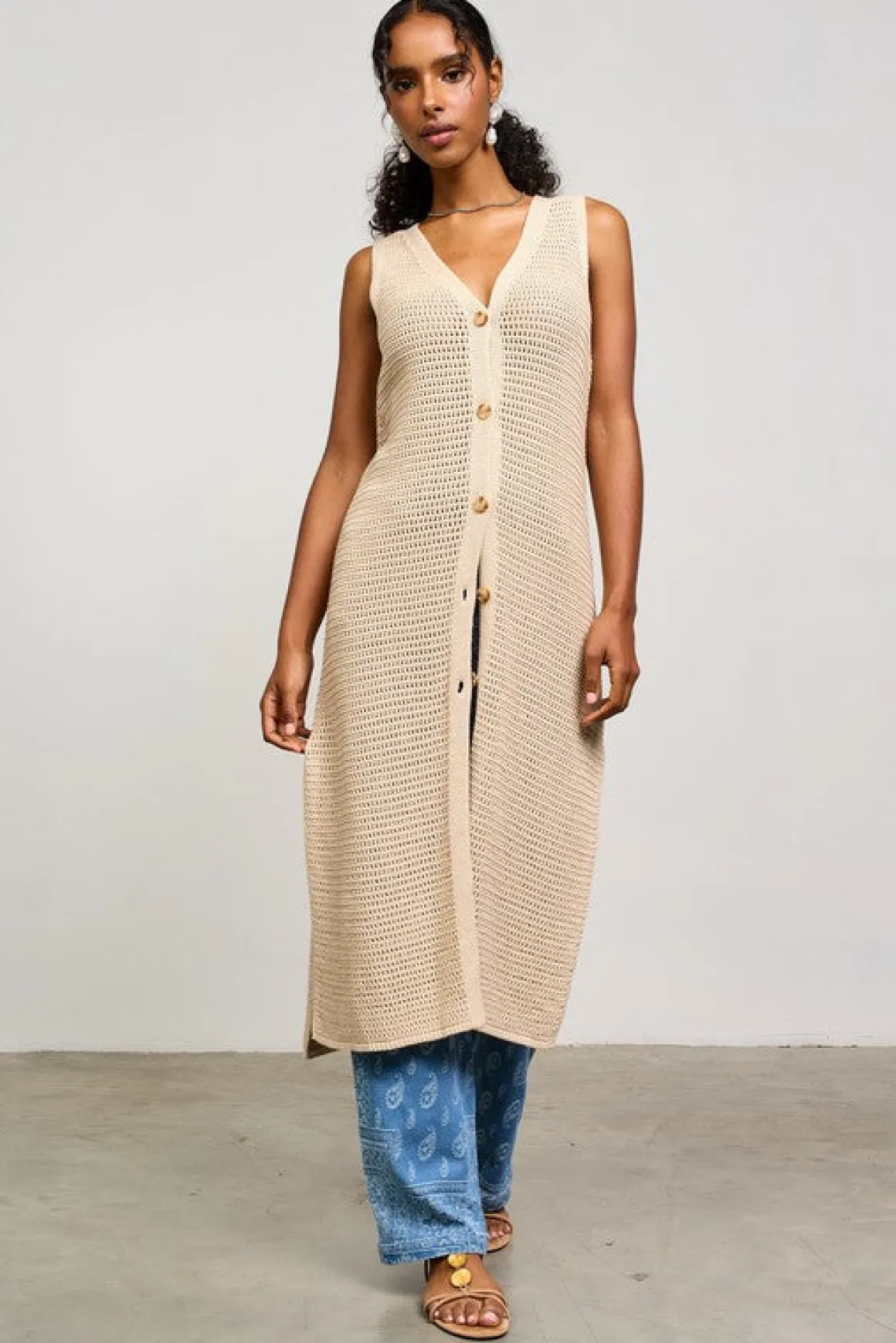 Mae Sleeveless Knit Button Down Long Cardigan Taupe