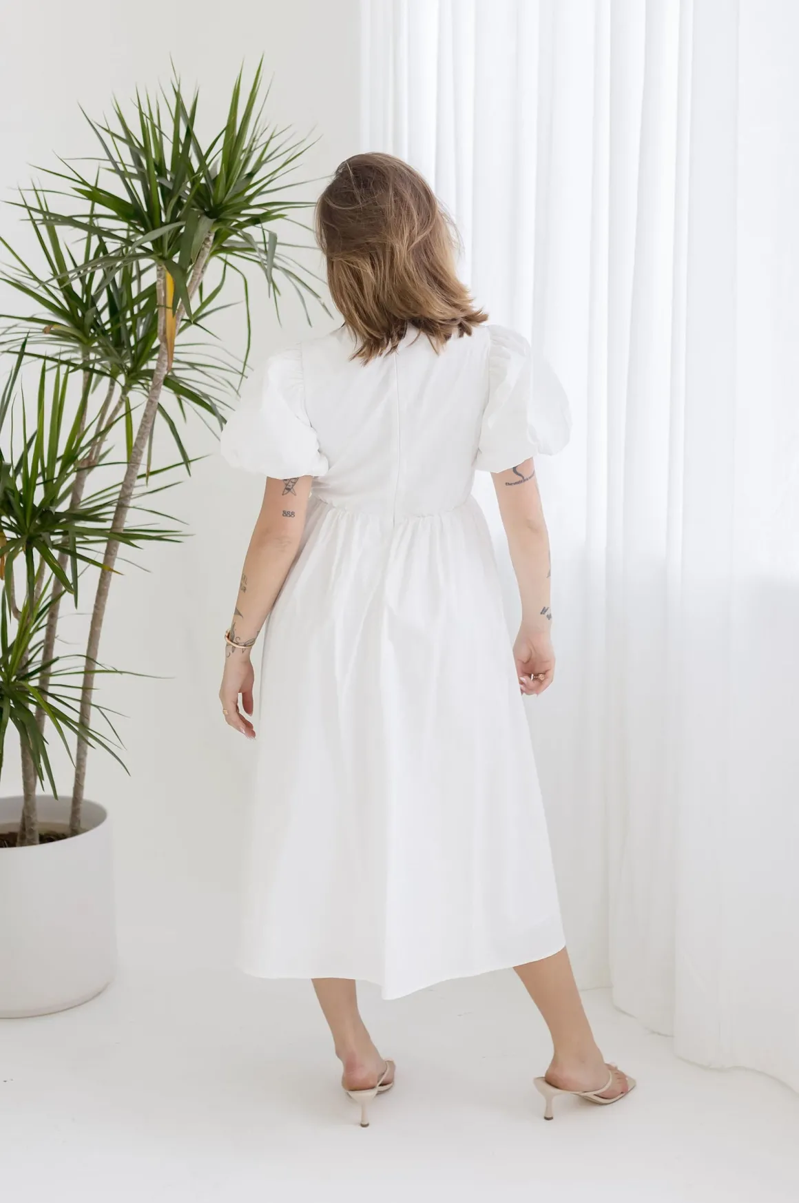 Virginia Short Puff Sleeve Bow Cut Out Midi Dress White