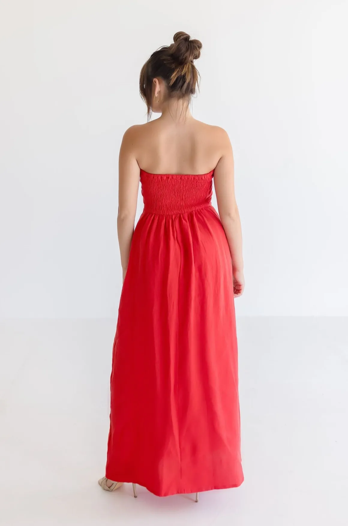 Waitlist 4/20 ♥ Ari Sleeveless Linen Maxi Dress Red