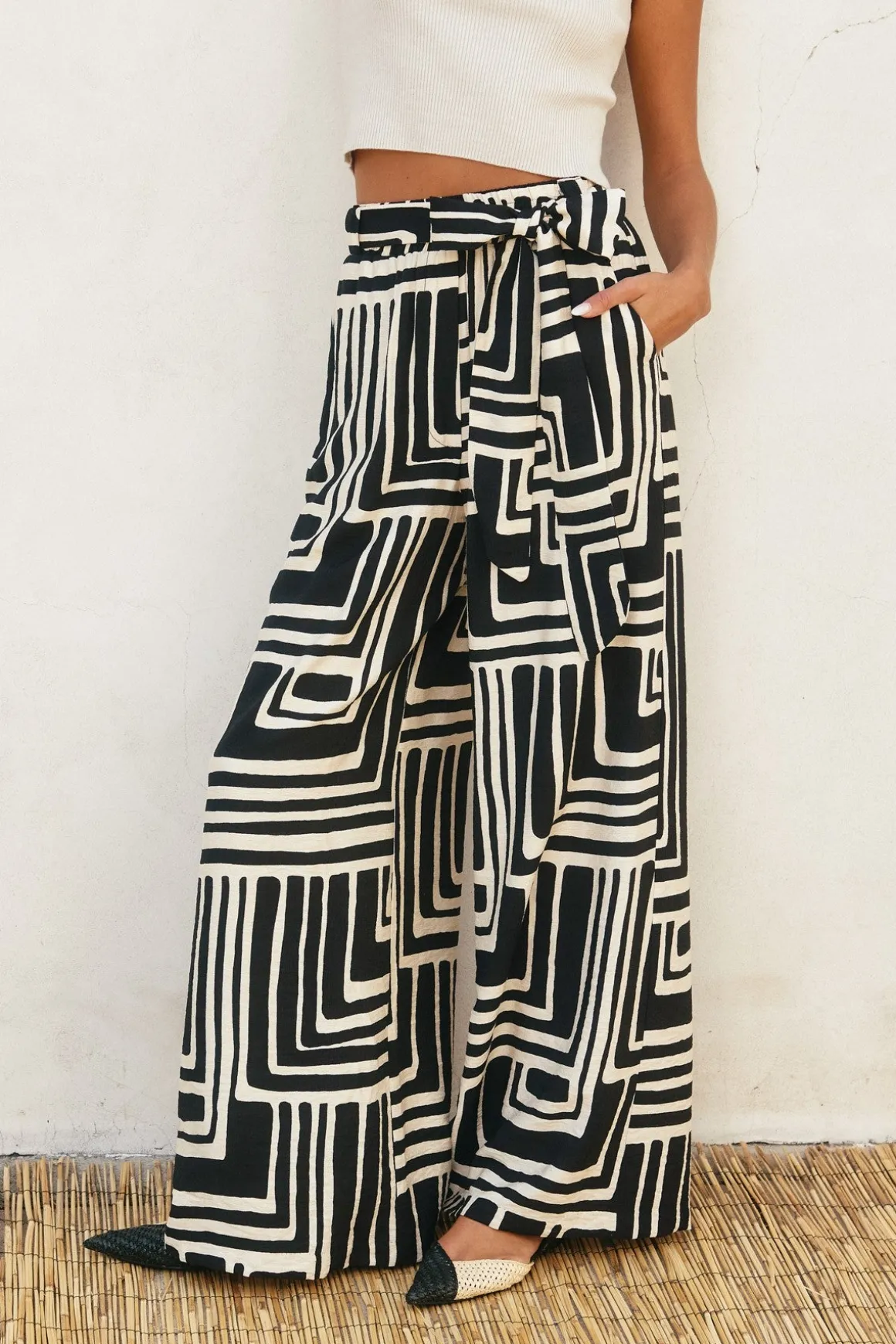Waitlist 5/30 ♥ Gina High Waist Tie Abstract Print Wide Leg Pants Black