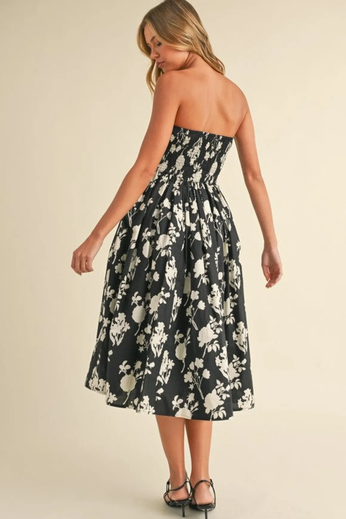 Waitlist 4/23 ♥ Jasmine Sleeveless Floral Print Flared Midi Dress Black
