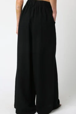 Waitlist 5/5 ♥ Jessie High Waist Woven Wide Leg Pants Black