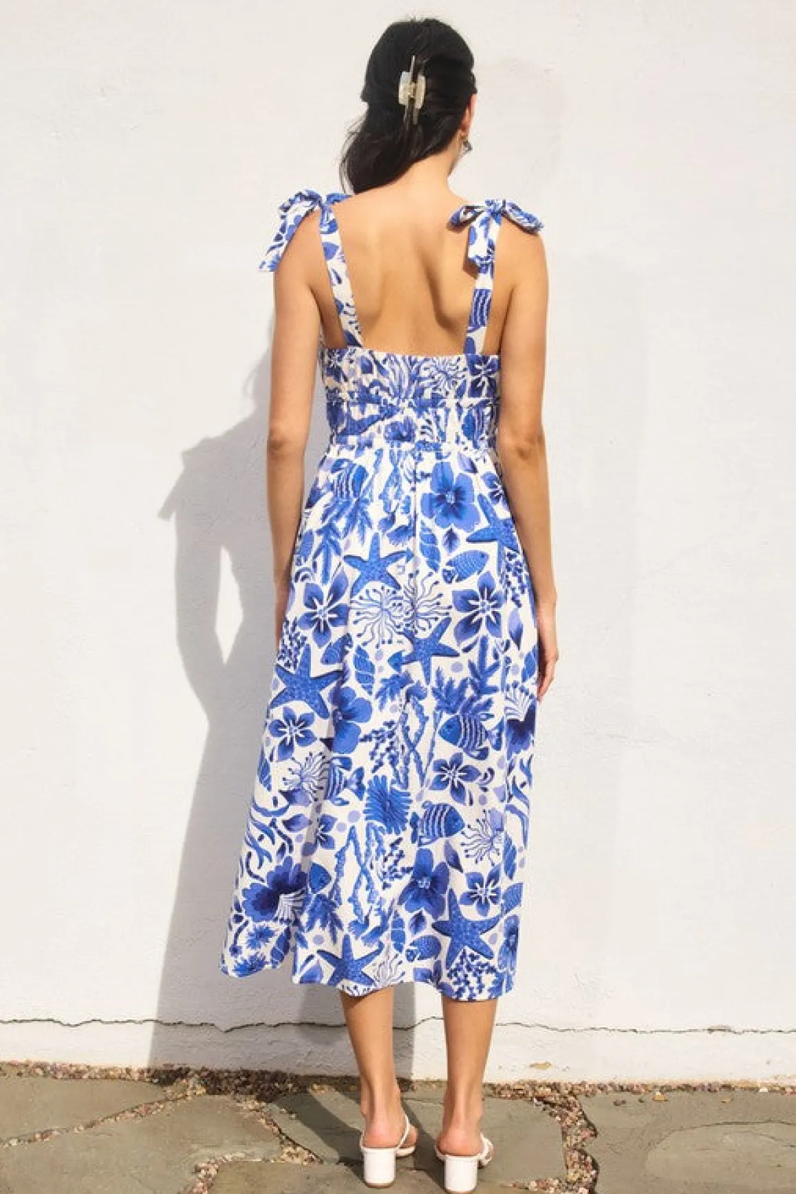 Waitlist 4/23 ♥ Sierra Sleeveless Shoulder Tie Seashell Print Midi Dress Blue
