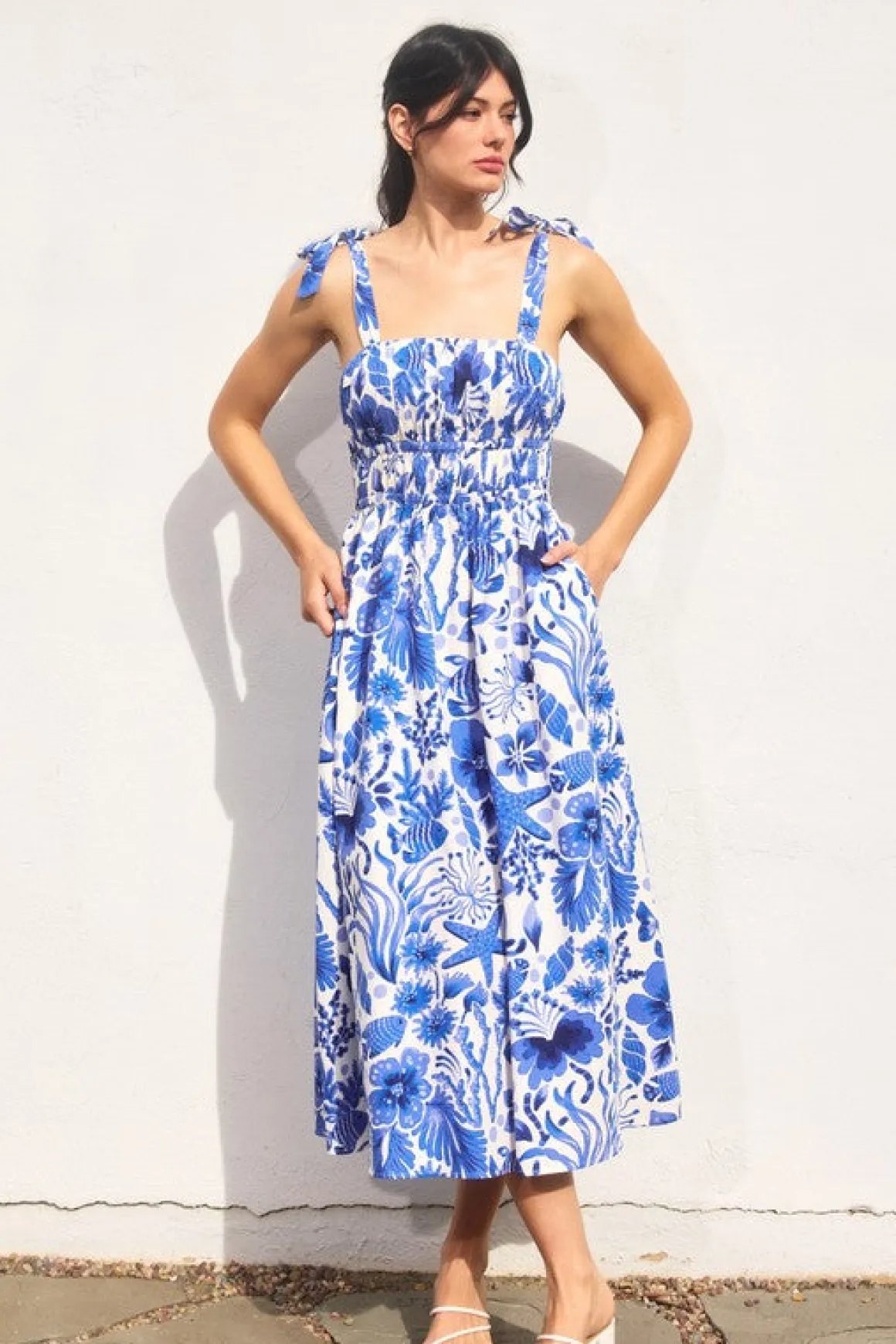 Waitlist 4/23 ♥ Sierra Sleeveless Shoulder Tie Seashell Print Midi Dress Blue